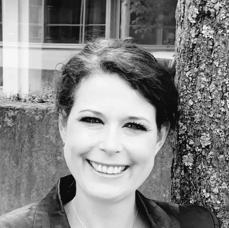 Sabrina Anzalone, geprüfte Bestatterin